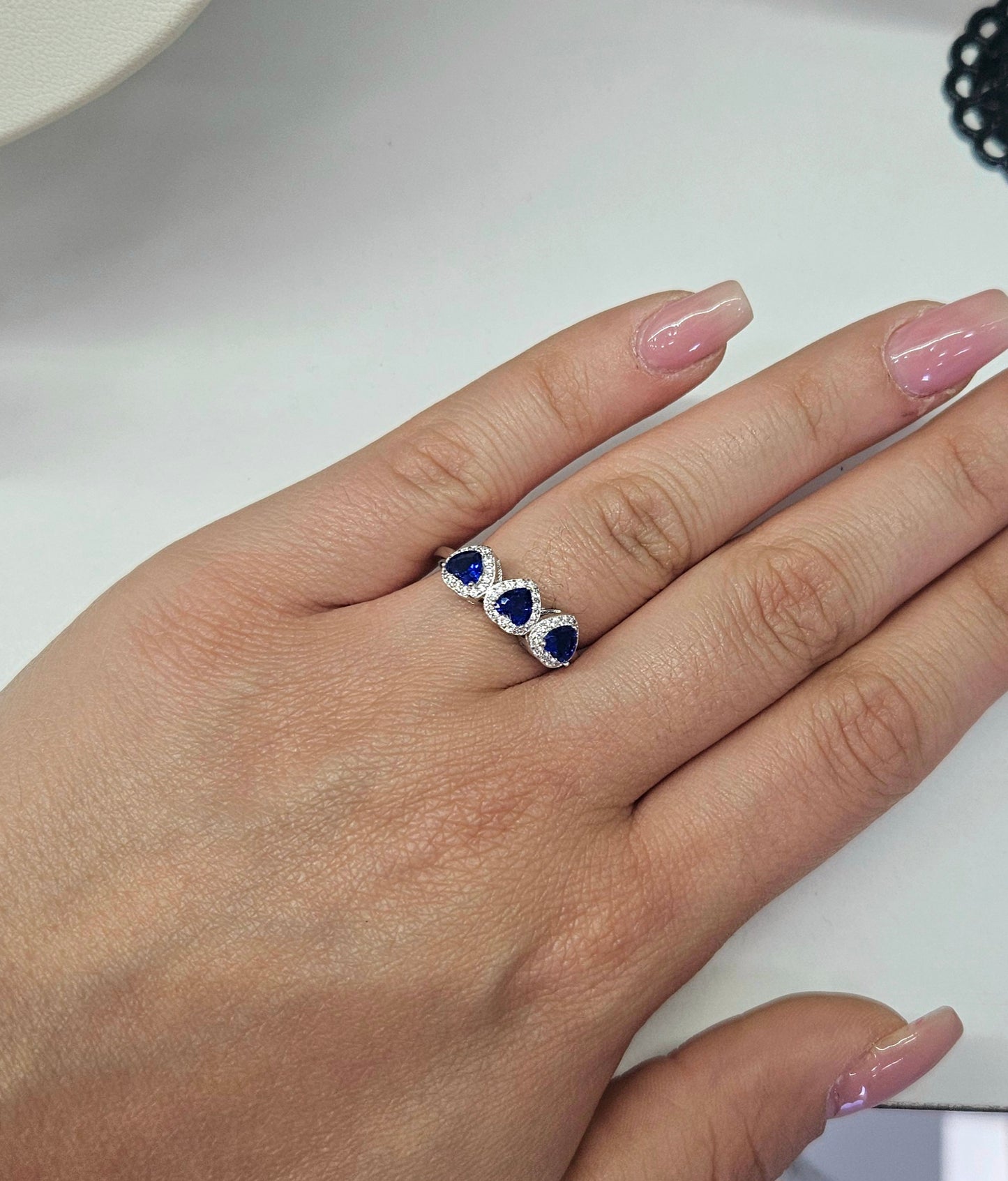 Anello cuori blu